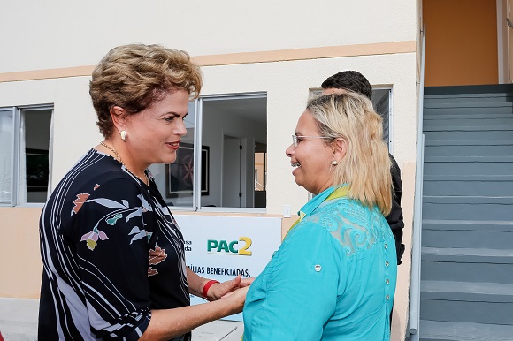 Dilma diz que Minha Casa deve dobrar de tamanho e atingir quase 7 milhões de moradias até 2018